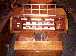 Photo of Kilgen organ console